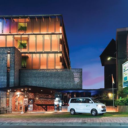 J Hotel Kuta Kuta Lombok Exterior foto