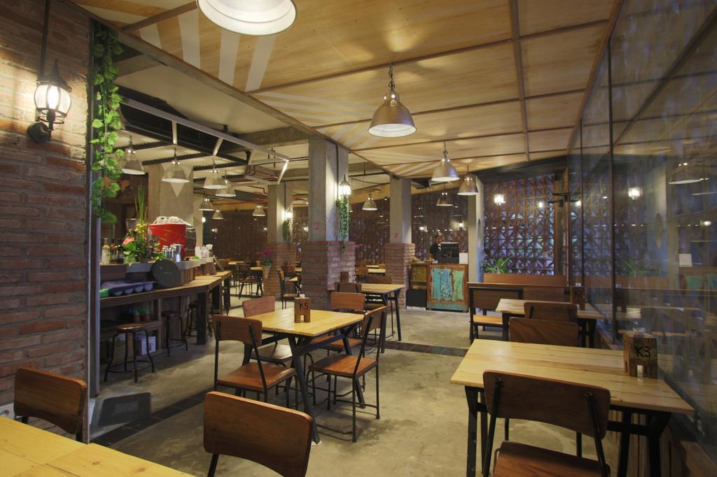 J Hotel Kuta Kuta Lombok Exterior foto